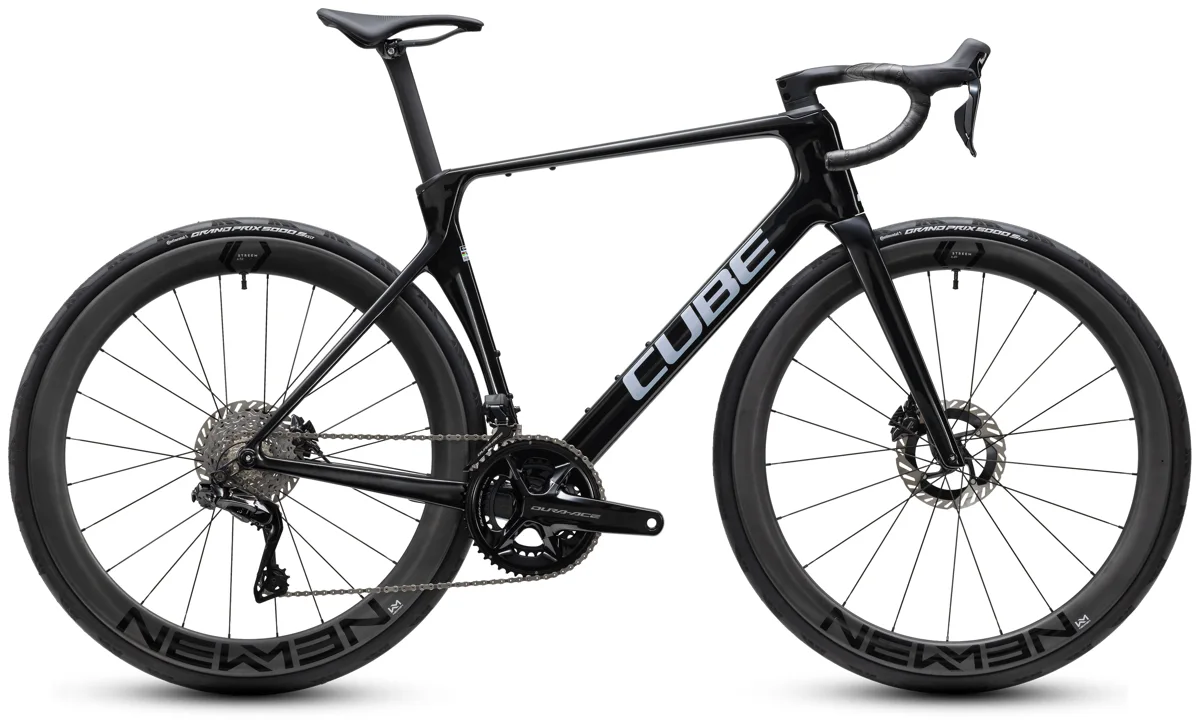 Cube Agree C:62 SLT — blackpearl´n´switchwhite, maat 50 cm