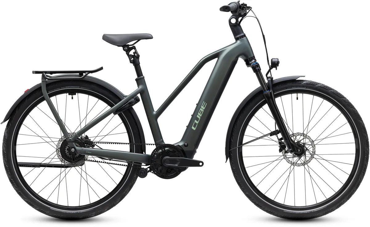 Cube Kathmandu Hybrid Deluxe Pro 800 — blackforest´n´chrome, maat 46 cm