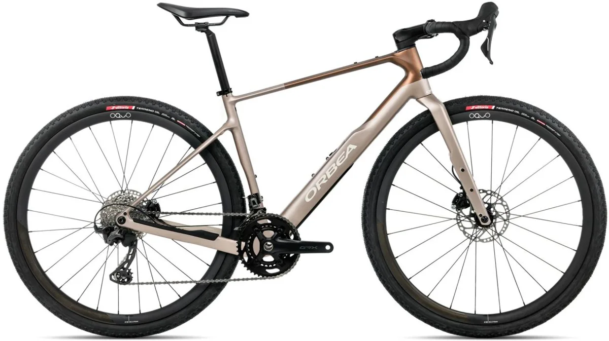 Orbea Terra M35 Team — Caramel Carbon View (Gloss), maat L