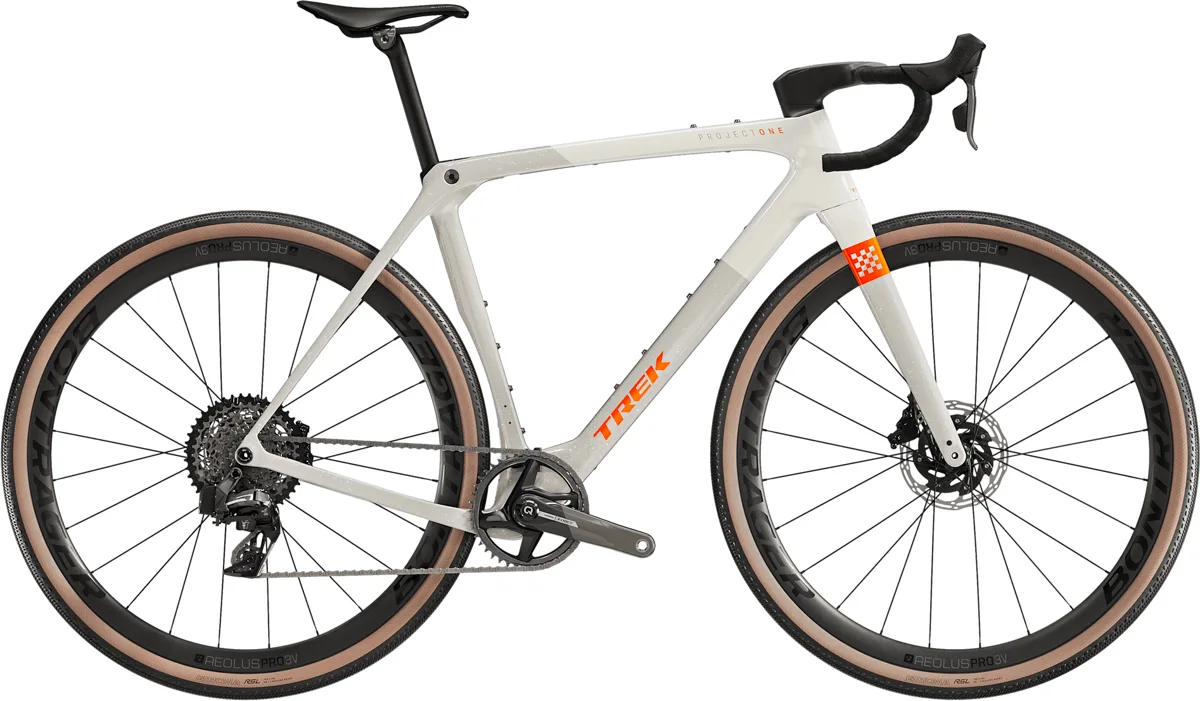 Trek Checkmate SLR 7 AXS — Era White/Buff Beige, maat ML