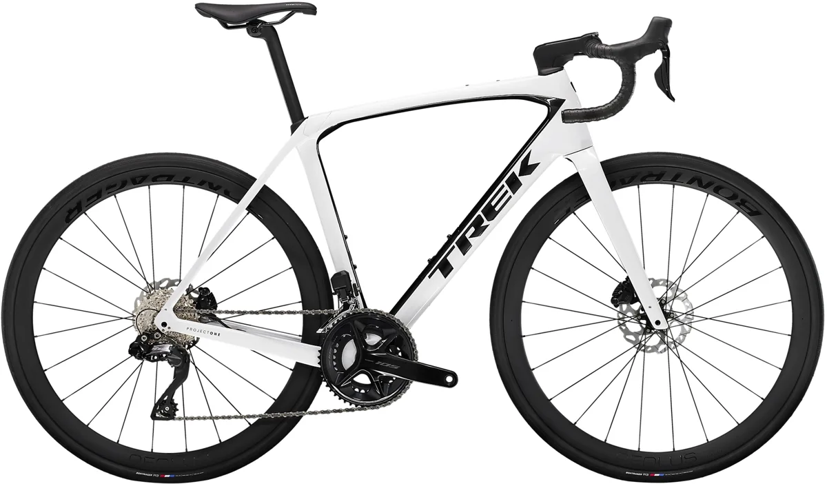 Trek Domane SLR 6 Gen 4 — Crystal White, maat 56 cm