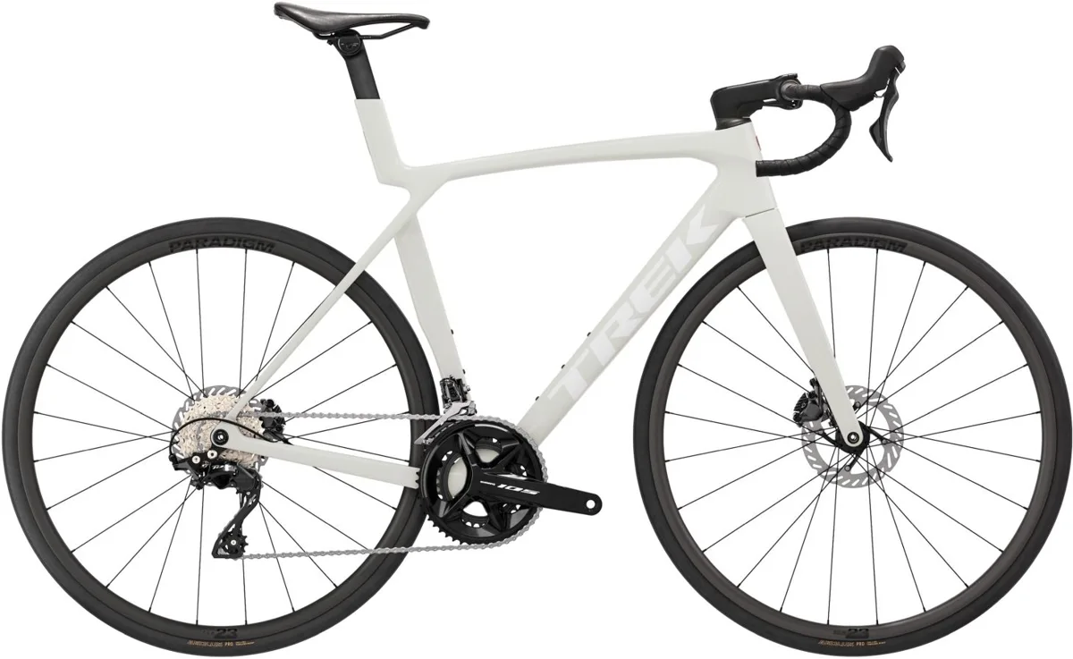 Trek Madone SL 5 Gen 8 — Era White, maat M